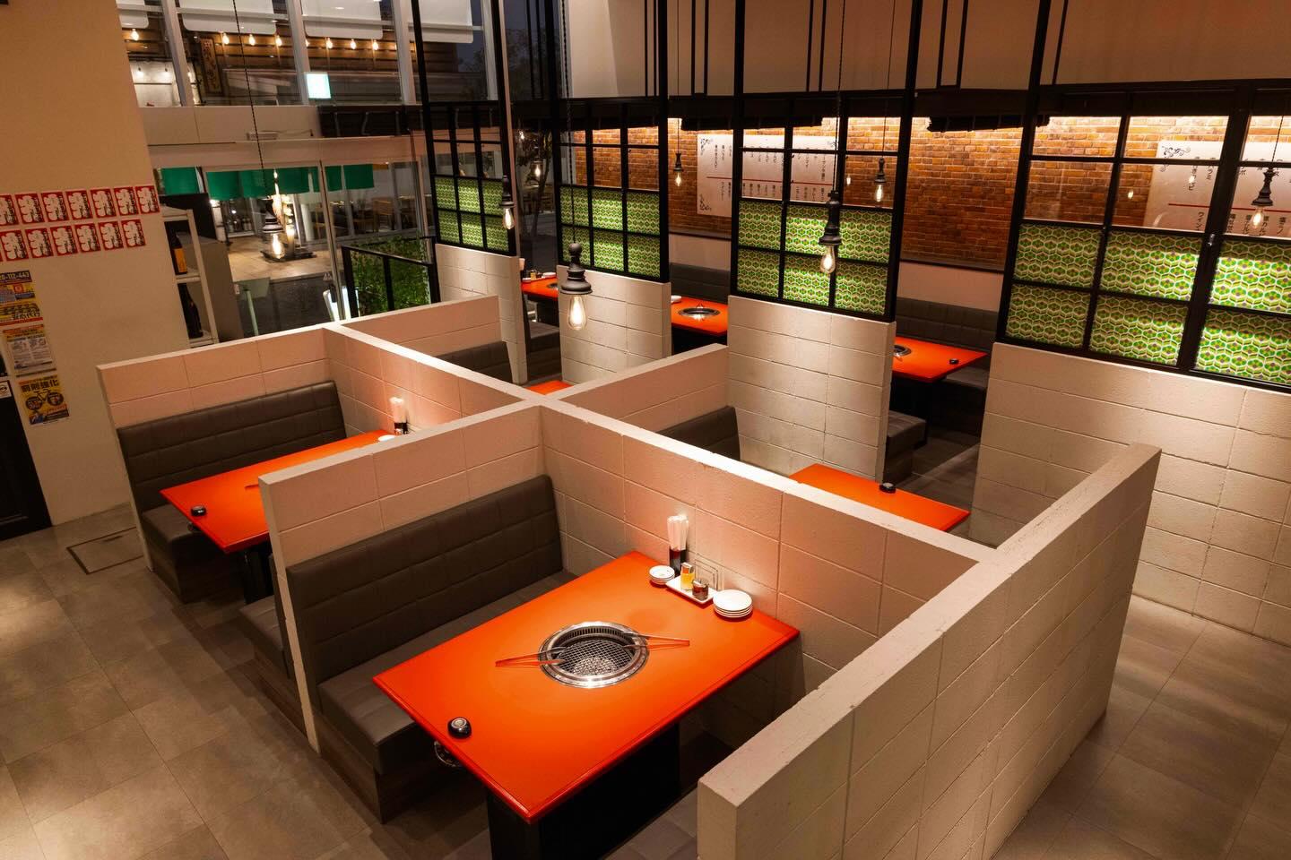 ニンニクのパンチが効いた自家製タレが癖になる。