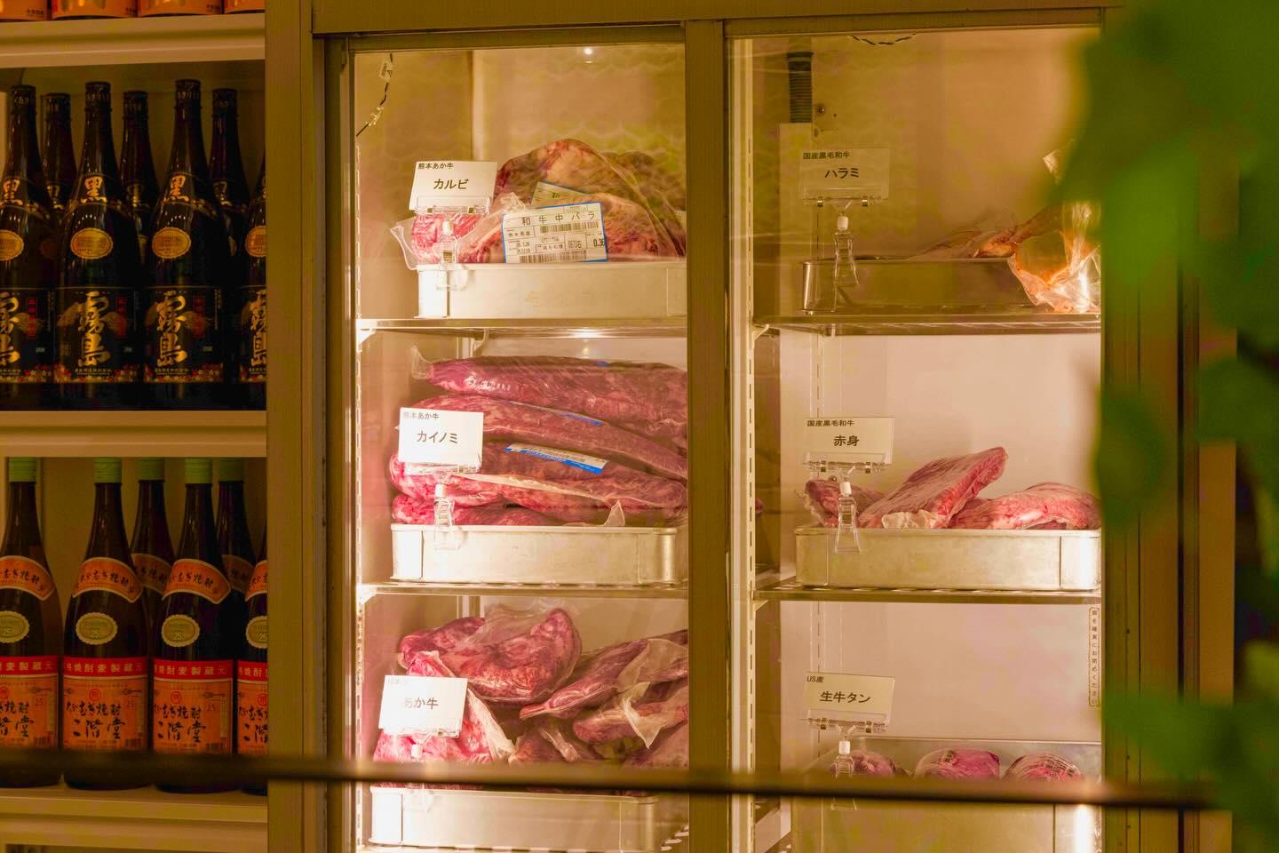 肉卸から直接仕入れる熊本あか牛・黒毛和牛を